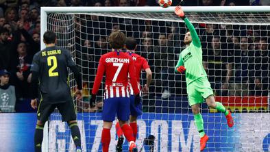 Oblak in Atleti nedotaknjeni v Madridu, lepa prednost za Manchester City