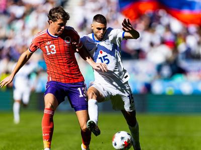 Gol Šporarja razveljavljen, v drugem polčasu rešuje Oblak #vŽivo