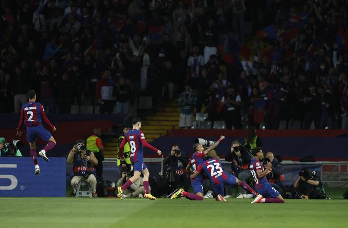 Barcelona je povedla z 1:0, nato pa prejela štiri zadetke, ki so pokopali sanje o polfinalu lige prvakov. | Foto: Reuters
