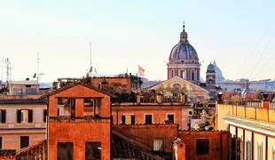 Rim pretresa niz spolnih napadov na ženske