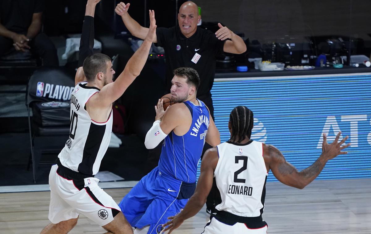 Luka Dončić | Luka Dončić in Dallas bosta poskušala izsiliti sedmo tekmo v noči na ponedeljek. | Foto Getty Images