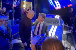 V Parizu Kitajska proti Evropi, skozi zadnja vrata tudi Zidane #video