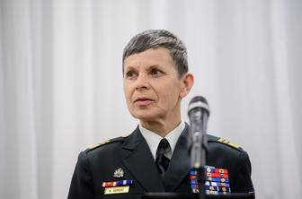 Zaslišanje v parlamentu: generalmajorka Alenka Ermenc se je opravičila