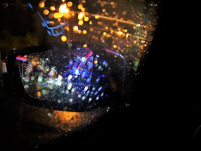 Tudi na deževni cesti tale avtomobil pričara veliko užitkov. Štirikolesni pogon je seveda serijski. | Foto: Gregor Pavšič