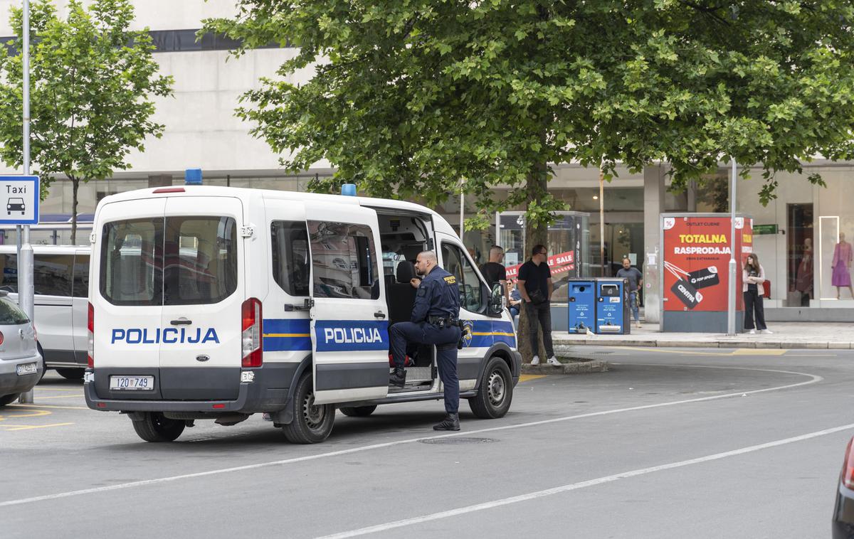 Hrvaška policija | Policisti so zjutraj po streznitvi zoper povzročitelja nesreče začeli kriminalistično preiskavo, ki še poteka, nato pa bo podana kazenska ovadba. | Foto Guliverimage