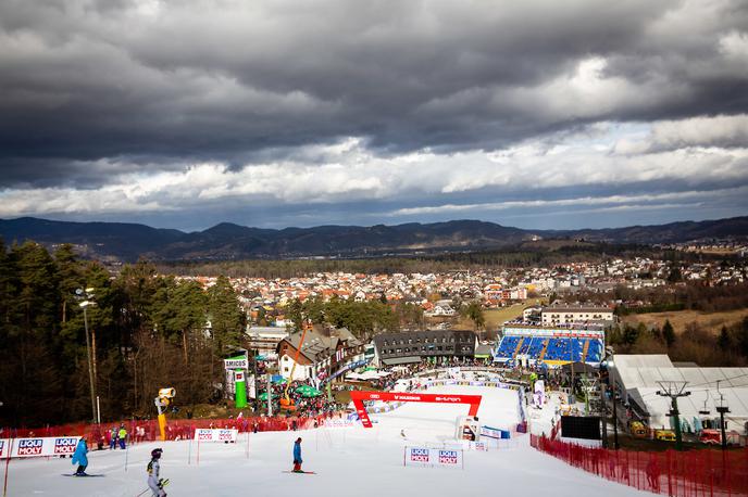 Zlata lisica | Tekmovanje alpskih smučark za svetovni pokal in 56. Zlato lisico, ki bo v Mariboru 15. in 16. februarja, organizacijsko, vsebinsko in finančno ostaja v enakih okvirih kot prejšnja leta. | Foto Blaž Weindorfer/Sportida