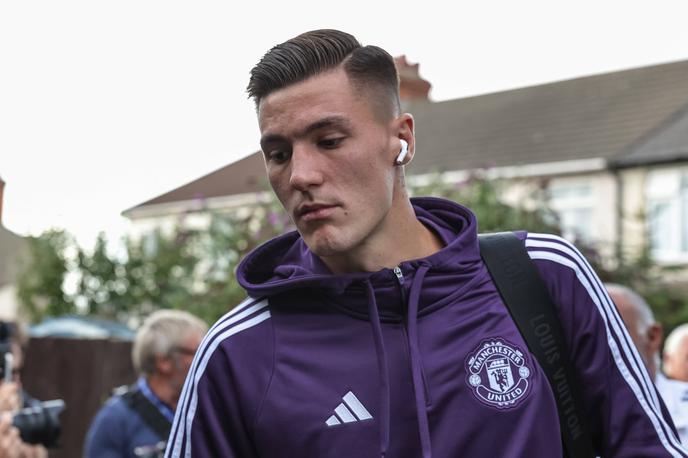 Benjamin Šeško | Benjamin Šeško je na Otoku zbral za rdeče vrage šest nastopov, a še vedno ni prispeval niti zadetka niti asistence. V angleškem prvenstvu je nastopil petkrat, a še nikoli ni zaigral od začetka do konca srečanja. | Foto Guliverimage