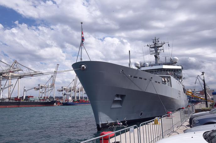 Vojaška ladja HMS Enterprise Nato | Foto Zdravko Primožič/FPA