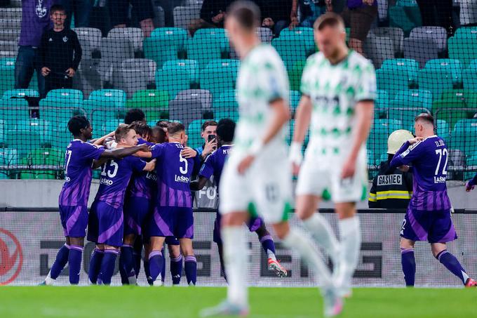Mariborčanom je v Stožicah uspel preobrat, s katerim so poskrbeli, da se bo moralo na potrditev novega prvaka še malce počakati. | Foto: Aleš Fevžer