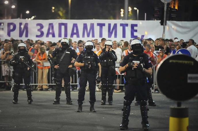 Policija v Beogradu | Foto Guliverimage