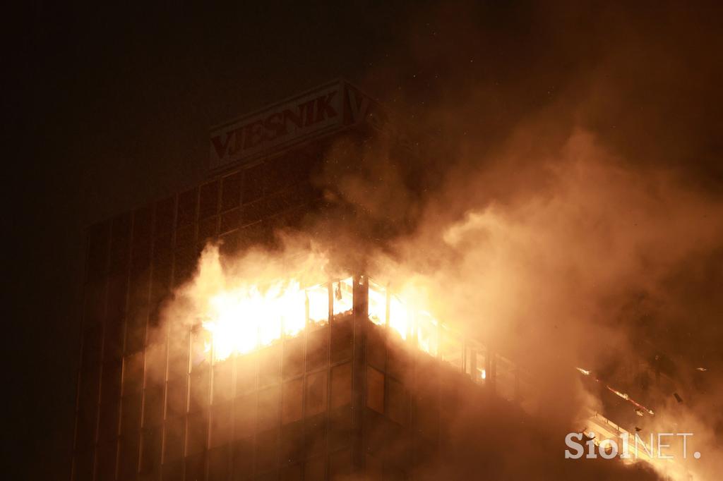 požar, Zagreb, Vjesnik, gasilci, ogenj, nebotičnik, stolpnica