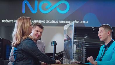 10.000 korakov dnevno za zdravje, le 4 koraki za priklop fiksnih storitev