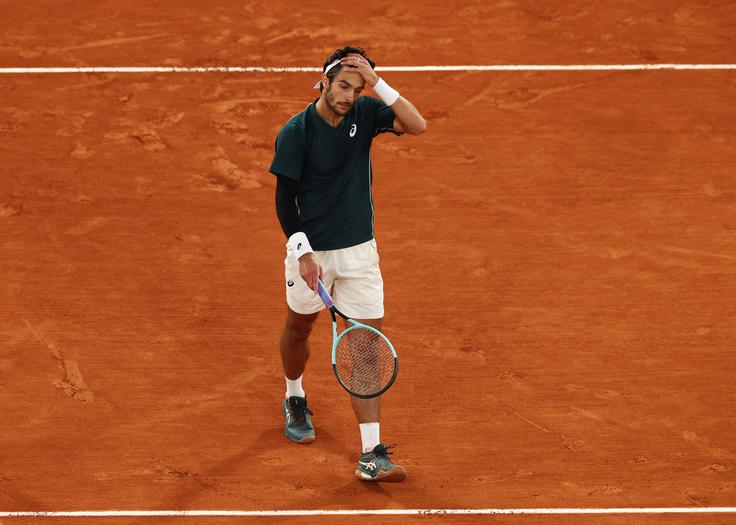 Lorenzo Musetti je dvoboj predal. | Foto: Reuters