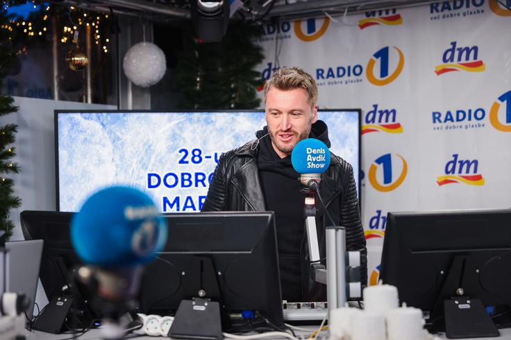Denis Avdić vse, ki mu očitajo, da je denar, zbran z dobrodelnimi akcijami, porabil za poplačilo posojila, vabi, naj na najbližji policijski postaji zoper njega vložijo ovadbo.  | Foto: Mediaspeed