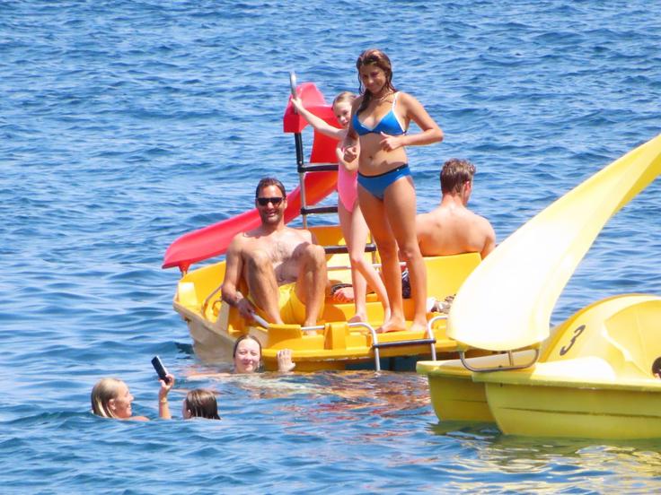 Še pred tednom dni je z družino užival na oddihu na Majorki v Španiji. | Foto: Profimedia