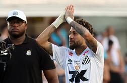 Neymar ostaja pri Santosu in upa na vpoklic v reprezentaanco za SP