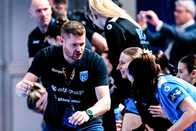 Pred Krimovkami odločilno dejanje