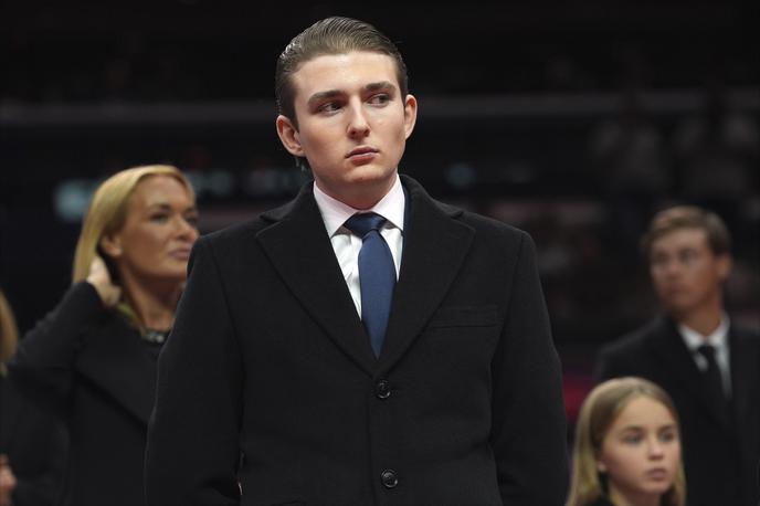 Barron Trump | Forbes ugiba, da je Barron zaslužil okrog 40 milijonov dolarjev (34,69 milijona evrov), po plačilu davkov pa naj bi mu ostalo 25 milijonov dolarjev (21,68 milijona evrov). | Foto Reuters