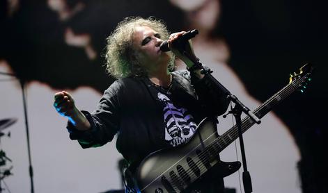 The Cure se vračajo z novim albumom, na naslovnici je kip slovenskega kiparja