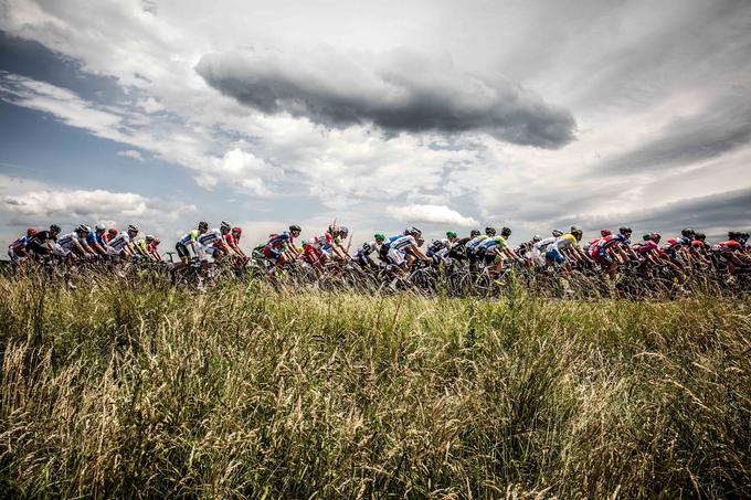 Čeprav je slovenska pentlja dirka prve kategorije, zaradi ugodnega časovnega termina privablja velika imena svetovnega kolesarstva.  | Foto: Vid Ponikvar