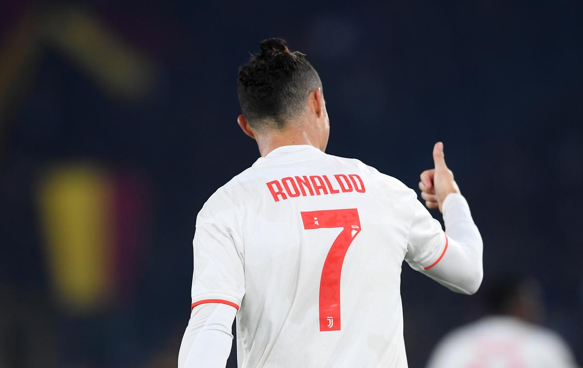 Cristiano Ronaldo | Cristiano Ronaldo je spet razdelil nogometni svet. Si je Portugalec zaslužil mesto v Uefini ekipi leta? | Foto Reuters