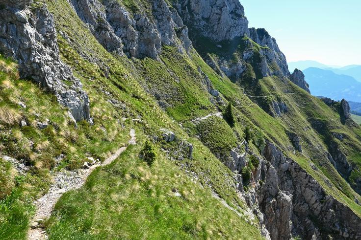 Sestop po vzhodni poti do Zgornje Dolge njive | Foto: Matej Podgoršek