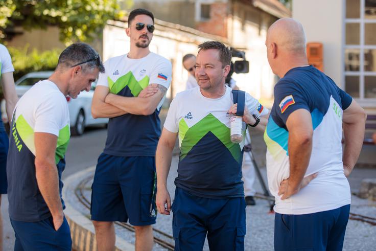 Pred sprejemom olimpijcev na Kongresnem trgu v Ljubljani. | Foto: Mediaspeed