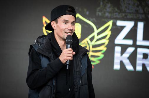 Primož Roglič prestal operacijo rame in poslal jasno sporočilo