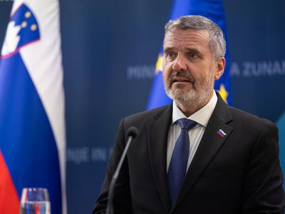 Kajzer pričakuje pojasnila glede postopka izbire Tanje Fajon