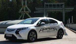 Opel ampera prinaša v Slovenijo uporabnost električne mobilnosti