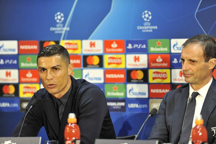 Cristiano Ronaldo, Massimiliano Allegri Če bi ostal pri Juventusu, bi v ligi prvakov zaigral v skupini H z evropskim prvakom Chelseajem, Zenitom in Malmöjem. To se ne bo uresničilo, nove izzive bo iskal v dresu Manchester Uniteda. | Foto: Guliverimage/Vladimir Fedorenko