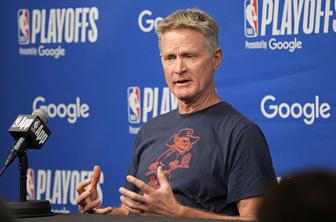 ESPN: Kerr bo še naprej vodil bojevnike