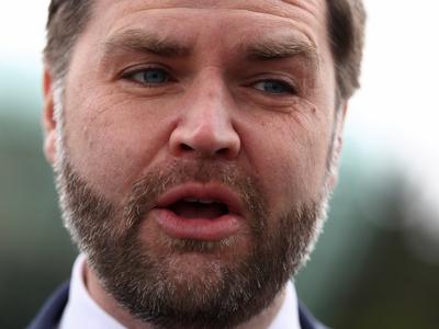 JD Vance obžaluje poraz Viktorja Orbana: Žalosten sem, ker je izgubil