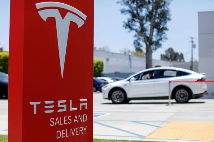 Tesla | Tesla je v prvih devetih mesecih leta prodala 154 tisoč avtomobilov, še posebej uspešni pa so bili po zaslugi modela 3 v tretjem četrtletju. | Foto Reuters