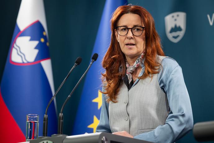 vlada, Matej Arčon, Andreja Katič | Ne gre samo za vsebino enega zakona, ampak za vprašanje, v kakšni demokraciji želimo živeti, je poudarila poslanka SD Andreja Katič. | Foto Bor Slana/STA