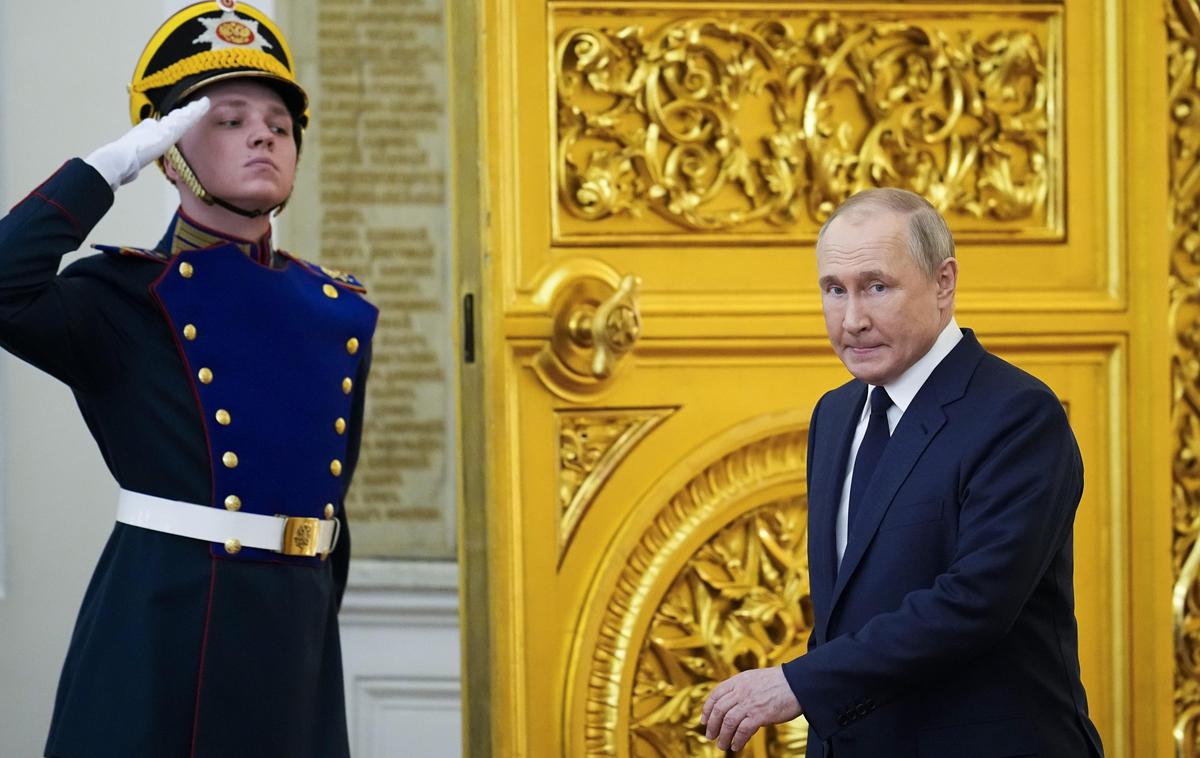 Vladimir Putin v Kremlju | Leta 2012 je Vladimir Putin zagovarjal prostotrgovinsko območje od Dublina do Vladivostoka, zdaj pa spodbuja trditve, da Evropa ogroža Rusijo. | Foto Guliverimage/Vladimir Fedorenko