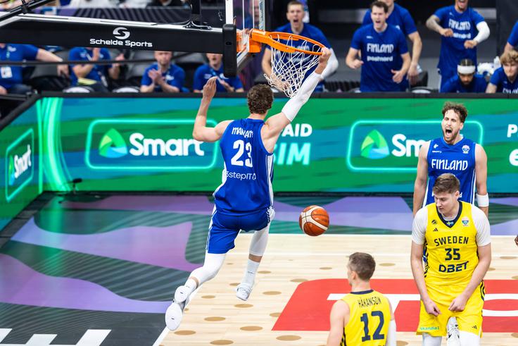 Finci bi se za začetek prvenstva skoraj opekli. | Foto: Guliverimage