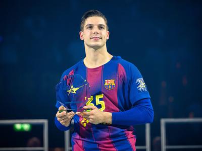 Posebna čast: Makuc v idealni postavi sezone po izboru EHF