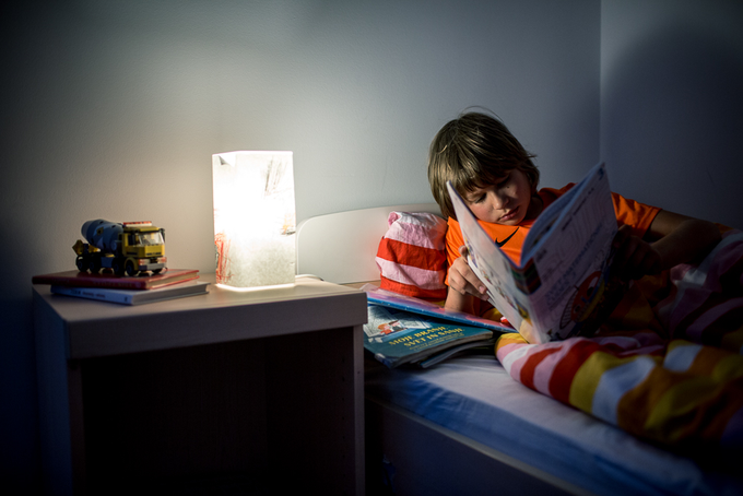 Čerinova svetuje, da otroke skušamo odvaditi nočnega učenja.  | Foto: Klemen Korenjak
