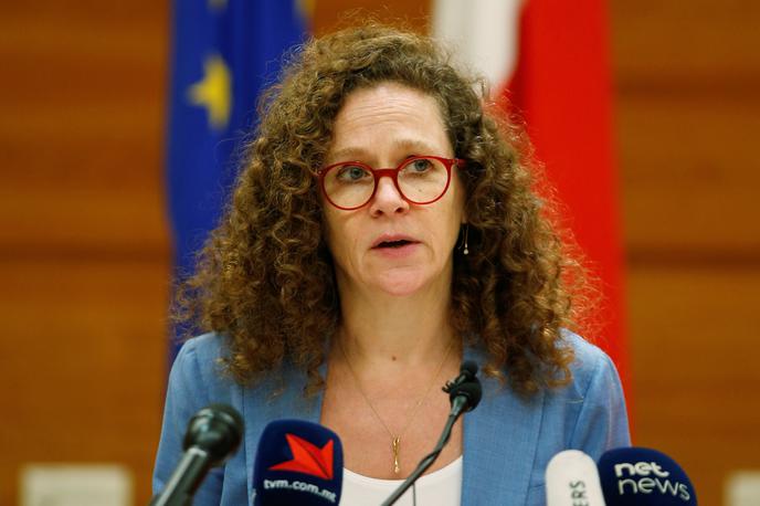 Sophie In t'Veld | Vodja skupine Evropskega parlamenta za spremljanje spoštovanja demokracije Sophie In t'Veld je trdila, da videoposnetka niso prejeli pravočasno.  | Foto Reuters