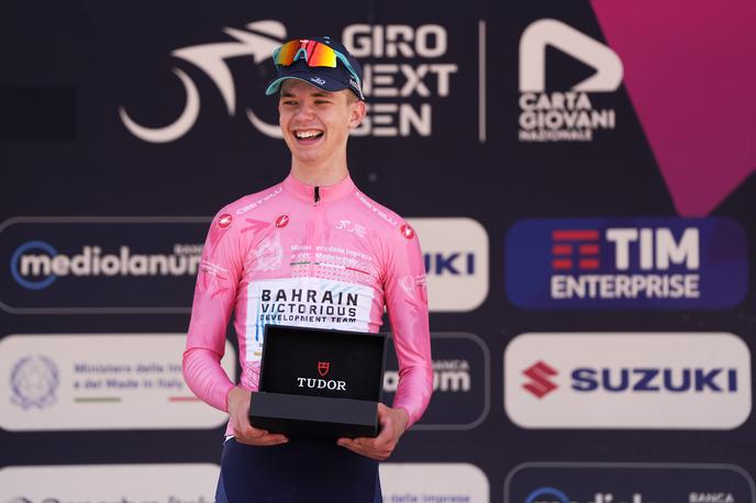 Jakob Omrzel Giro Next Gen 2025 | 19-letni Jakob Omrzel je v svoji prvi sezoni med mlajšimi člani odkljukal še en velik cilj, zmago na Giru naslednje generacije. | Foto LaPresse