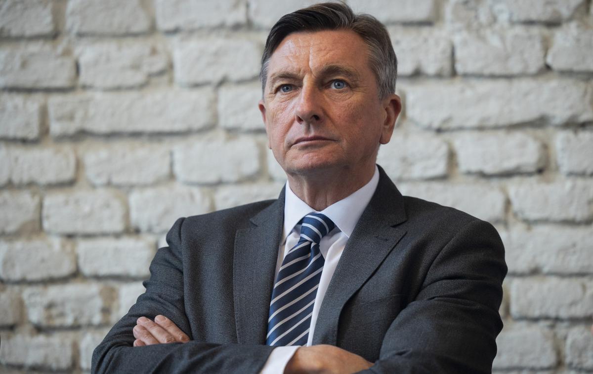 Borut Pahor | "Mislim, da bo najino sodelovanje precej uspešno in tudi zabavno," je ob podpisu pogodbe z Ivom Boscarolom poudaril Borut Pahor. | Foto STA