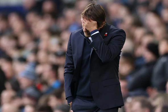 Velike težave Tottenhama, tekma z Rennesom odpovedana