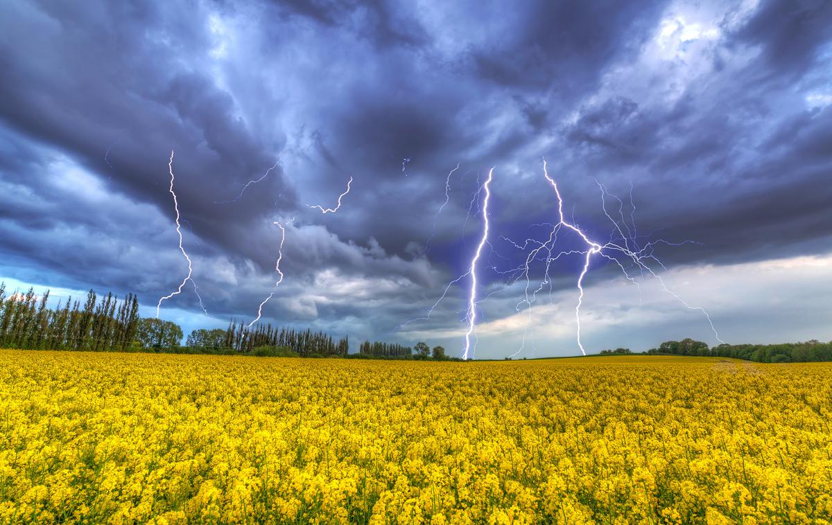 poletna nevihta | Za krajše obdobje bodo zlasti na severu države mogoče tudi močnejše nevihte.  | Foto Shutterstock