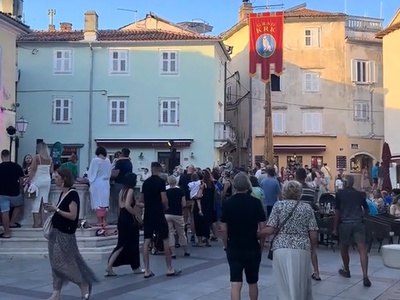 Turistka razkrila, koliko je zapravila na Krku. Zgroženi komentatorji: "Za to ceno greš lahko za 14 dni v Mehiko."