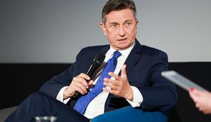Pahor: To ravnanje Golobove vlade je neprimerno in nesprejemljivo