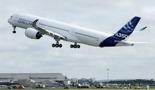 Novi Airbus preživel ognjeni krst (VIDEO)