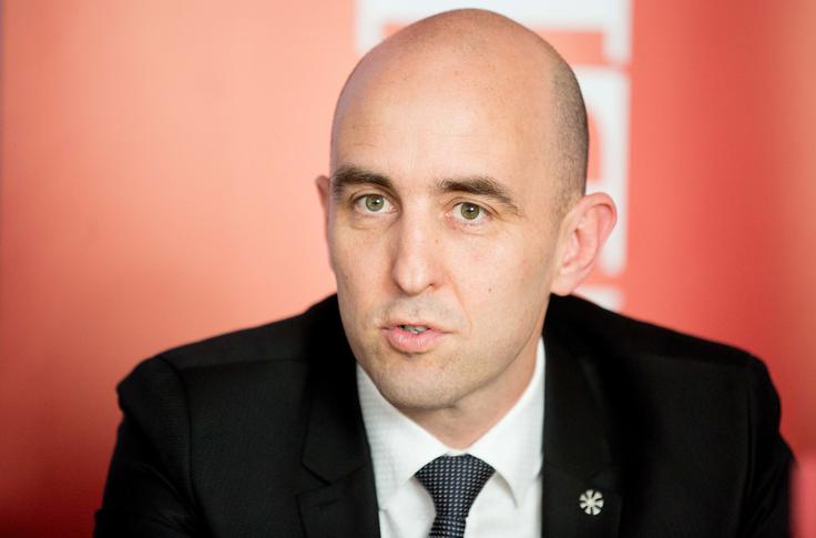 "Tini se opravičujemo za 'lapsus', saj dopisa ni poslala ona, pač pa Andrea Massi v njenem imenu," je danes povedal direktor SZS Jožko Križan. | Foto: Vid Ponikvar