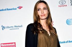 Izčrpana in presušena Angelina padla v nezavest
