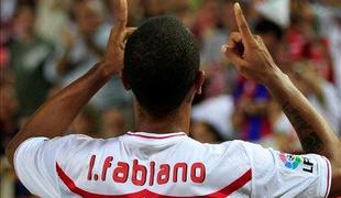 Luis Fabiano ostaja v Sevilli